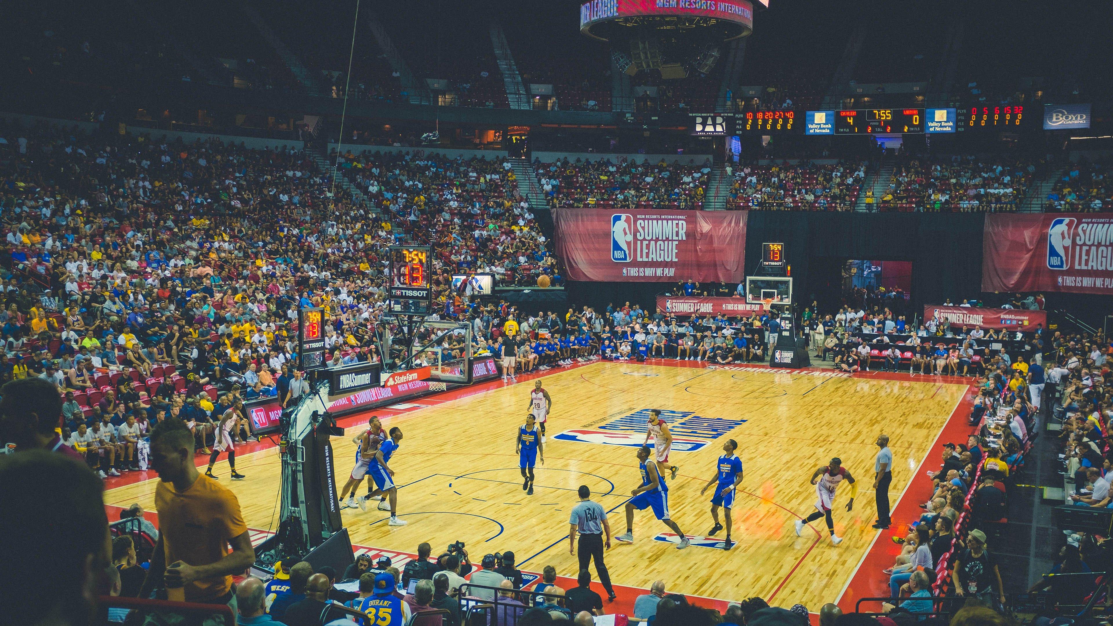 电竞产业蓬勃发展,全球赛事收视率再创新高